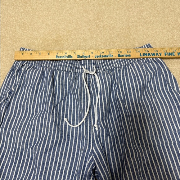 Beach Lunch Lounge Crop Linen Navy and White Striped Pants - Picture 5 of 7